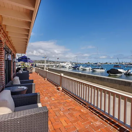 608 S Bayfront Villa